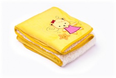 Teplá obojstranná deka s aplikáciou 3D 