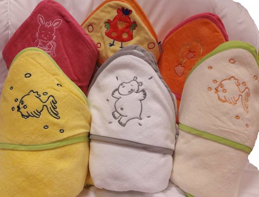 Frotte osuška s kapucňou a aplikáciou 0m+