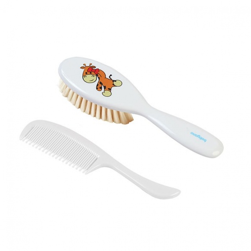 Kefa a hrebeň s prírodným mäkkým vlasom
