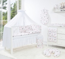 Mega moskytiera nad postieľku