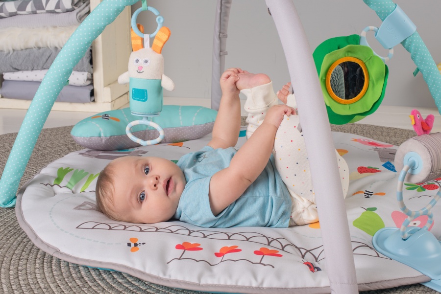 Hracia deka s hrazdou Záhrada